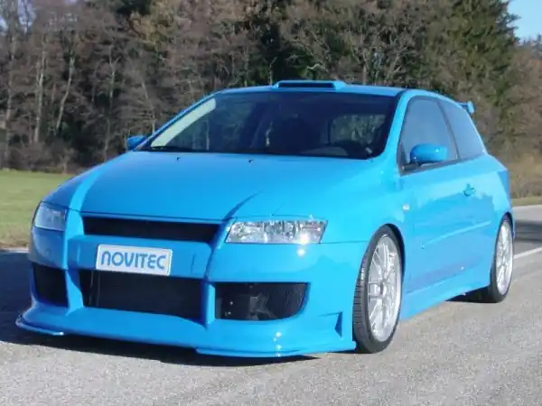 Fiat Stilo - Nasávání na střechu Akční Nabídka